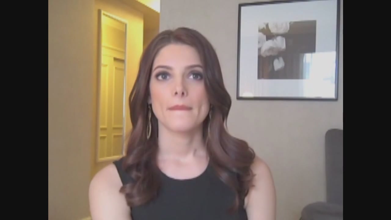 Ashley-Greene-dot-nl_Skatelandinterview-ComingSoonNet0151.jpg