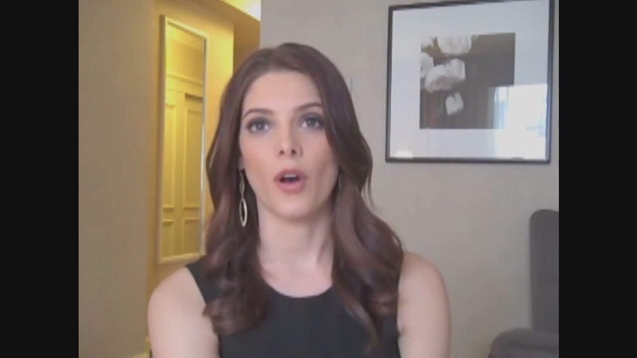 Ashley-Greene-dot-nl_Skatelandinterview-ComingSoonNet0204.jpg