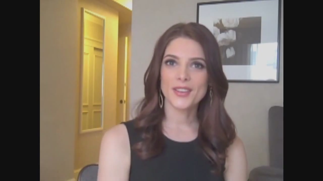 Ashley-Greene-dot-nl_Skatelandinterview-ComingSoonNet0244.jpg
