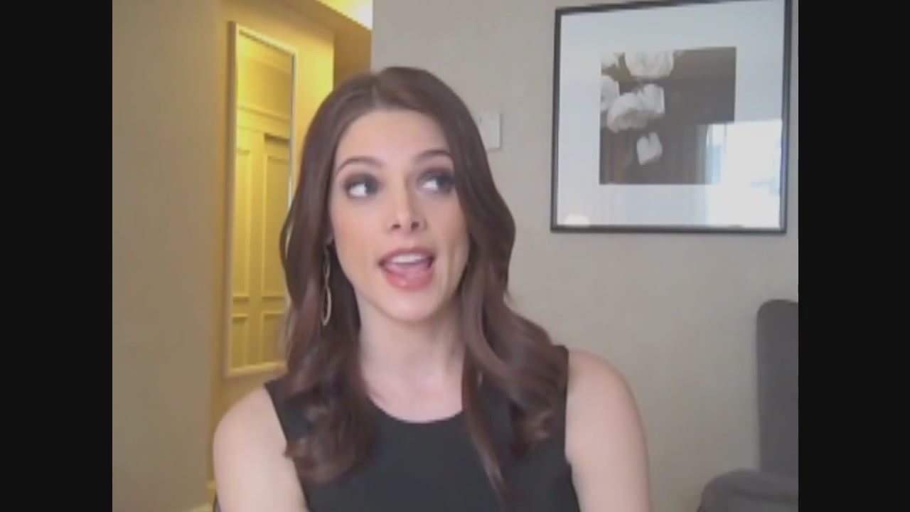 Ashley-Greene-dot-nl_Skatelandinterview-ComingSoonNet0271.jpg