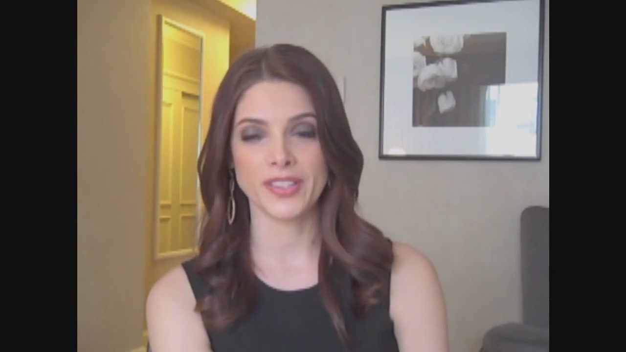 Ashley-Greene-dot-nl_Skatelandinterview-ComingSoonNet0276.jpg