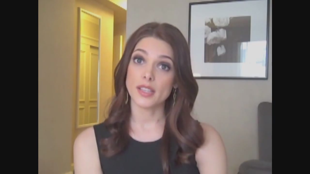 Ashley-Greene-dot-nl_Skatelandinterview-ComingSoonNet0299.jpg