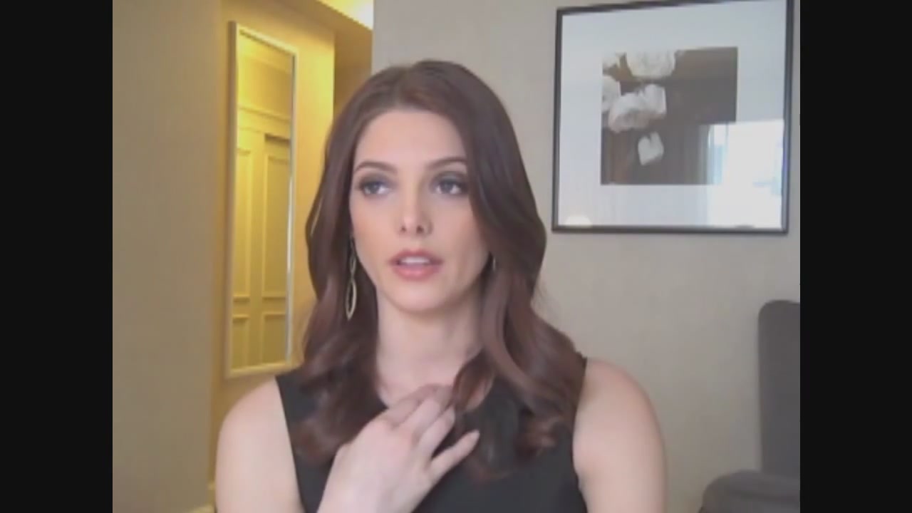 Ashley-Greene-dot-nl_Skatelandinterview-ComingSoonNet0306.jpg
