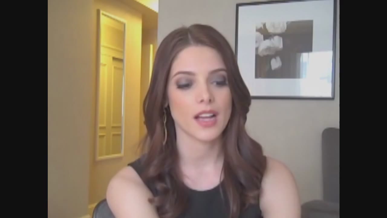 Ashley-Greene-dot-nl_Skatelandinterview-ComingSoonNet0326.jpg