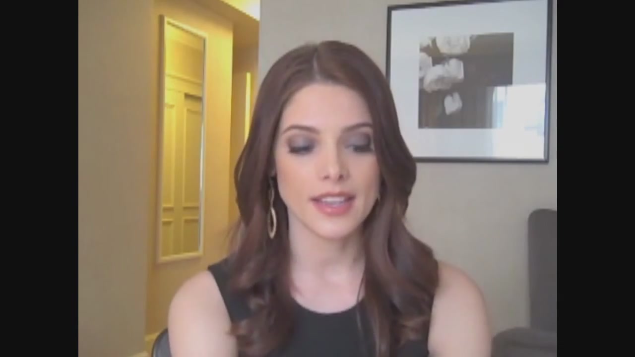 Ashley-Greene-dot-nl_Skatelandinterview-ComingSoonNet0327.jpg