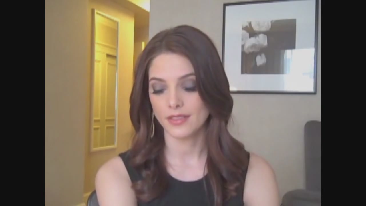 Ashley-Greene-dot-nl_Skatelandinterview-ComingSoonNet0329.jpg