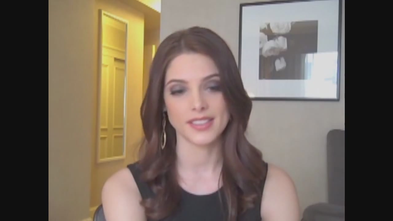 Ashley-Greene-dot-nl_Skatelandinterview-ComingSoonNet0330.jpg