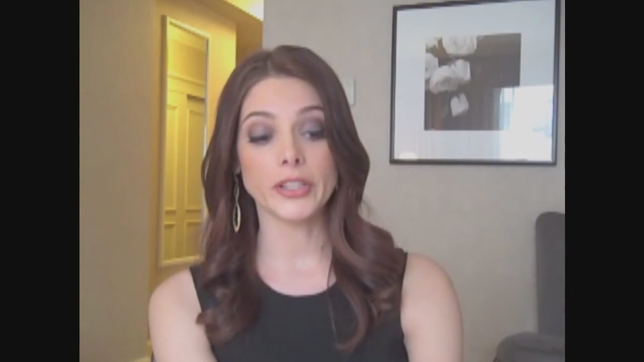 Ashley-Greene-dot-nl_Skatelandinterview-ComingSoonNet0349.jpg