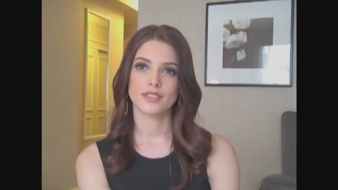 Ashley-Greene-dot-nl_Skatelandinterview-ComingSoonNet0357.jpg