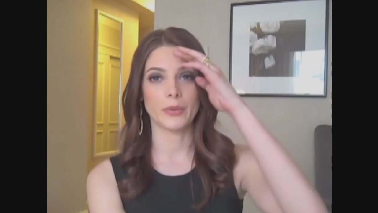 Ashley-Greene-dot-nl_Skatelandinterview-ComingSoonNet0364.jpg