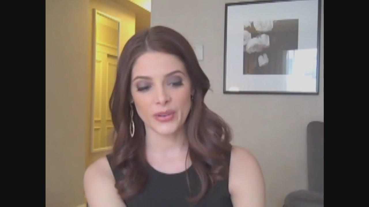 Ashley-Greene-dot-nl_Skatelandinterview-ComingSoonNet0368.jpg