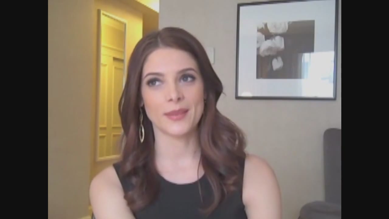 Ashley-Greene-dot-nl_Skatelandinterview-ComingSoonNet0369.jpg