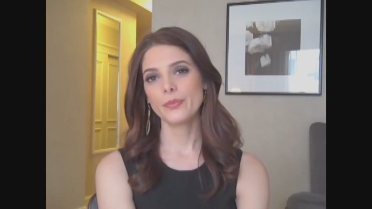 Ashley-Greene-dot-nl_Skatelandinterview-ComingSoonNet0373.jpg