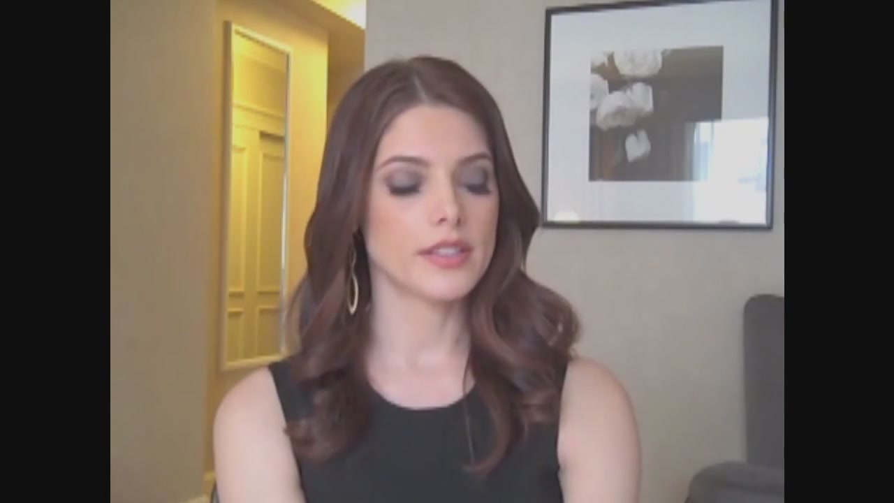 Ashley-Greene-dot-nl_Skatelandinterview-ComingSoonNet0391.jpg
