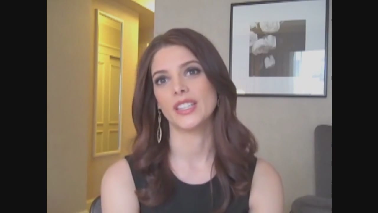 Ashley-Greene-dot-nl_Skatelandinterview-ComingSoonNet0400.jpg