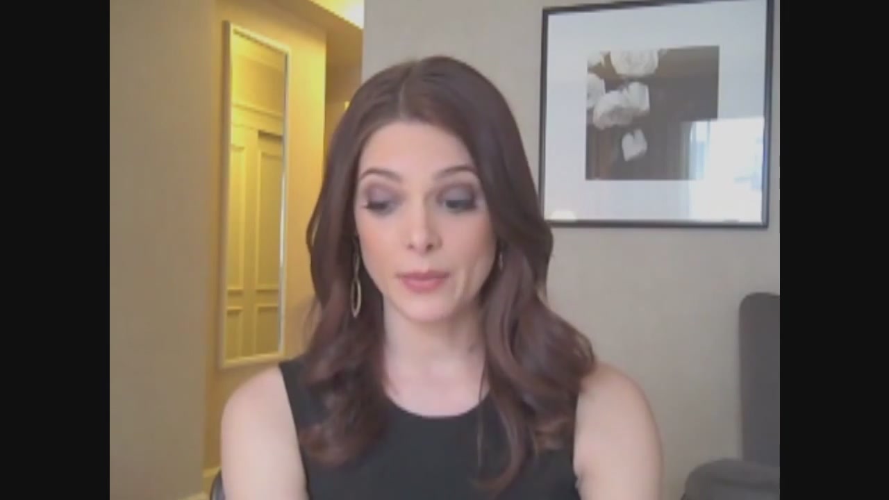 Ashley-Greene-dot-nl_Skatelandinterview-ComingSoonNet0406.jpg