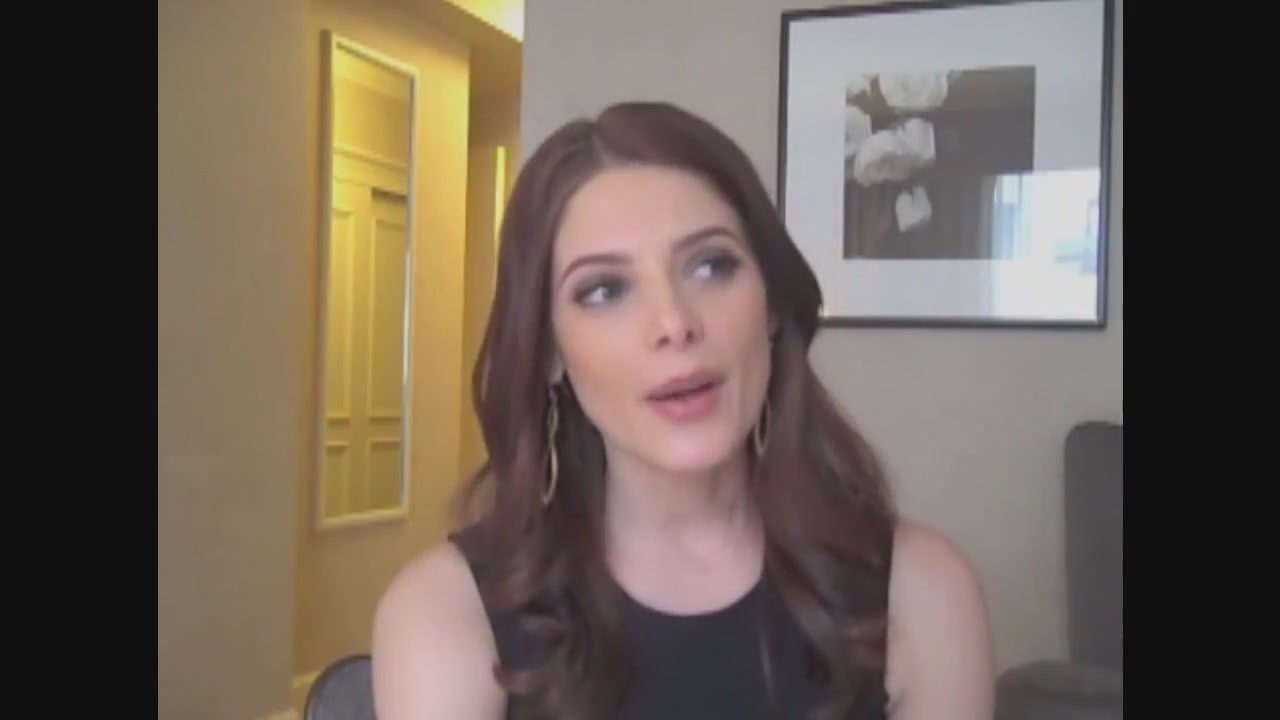 Ashley-Greene-dot-nl_Skatelandinterview-ComingSoonNet0527.jpg
