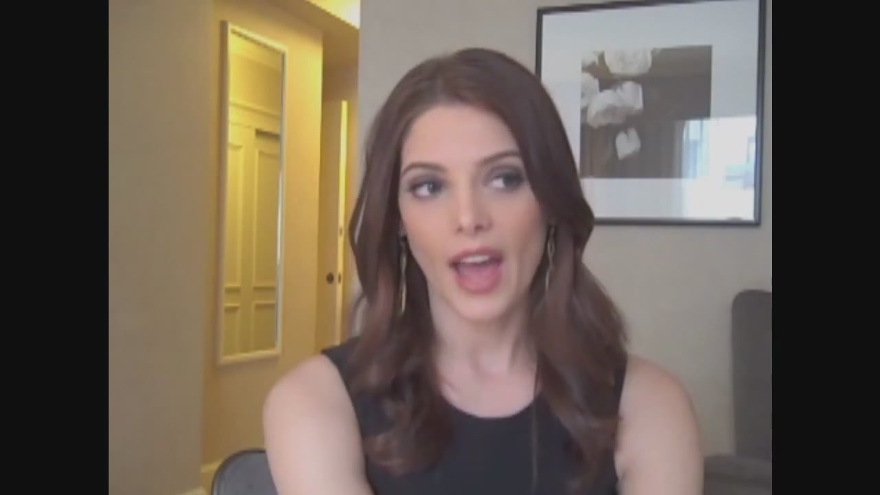 Ashley-Greene-dot-nl_Skatelandinterview-ComingSoonNet0549.jpg