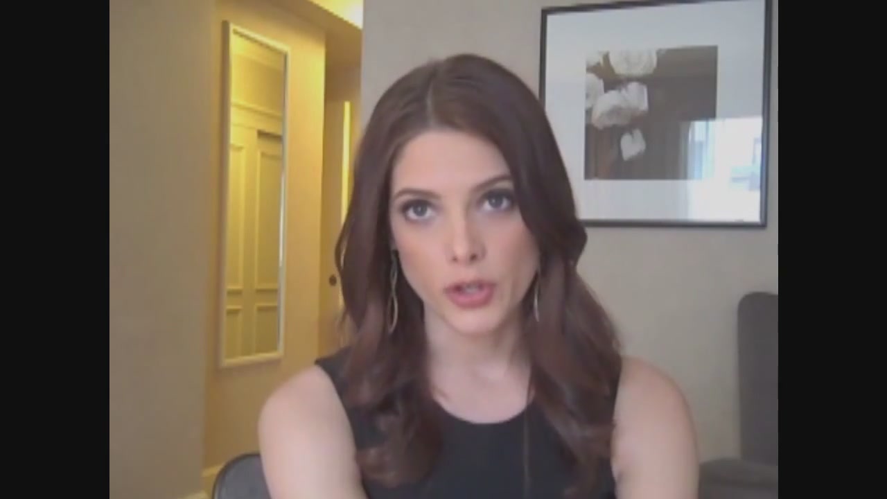 Ashley-Greene-dot-nl_Skatelandinterview-ComingSoonNet0553.jpg