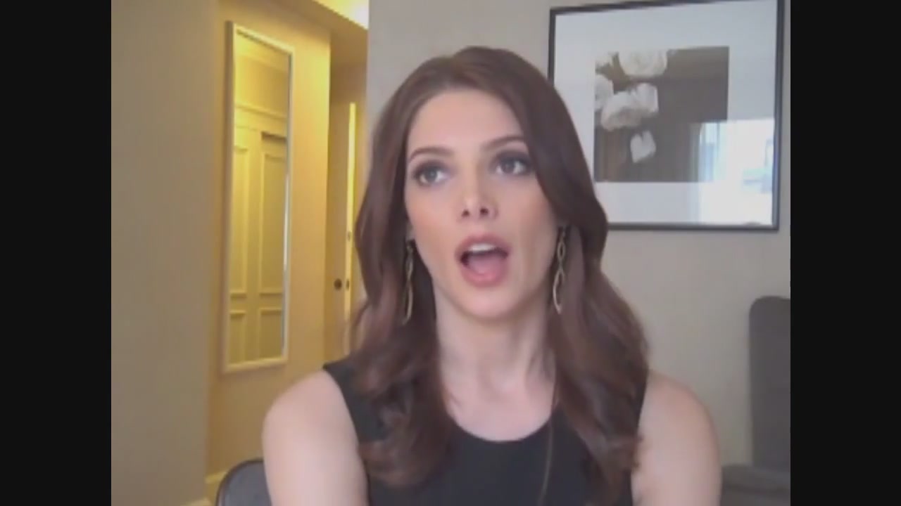 Ashley-Greene-dot-nl_Skatelandinterview-ComingSoonNet0557.jpg
