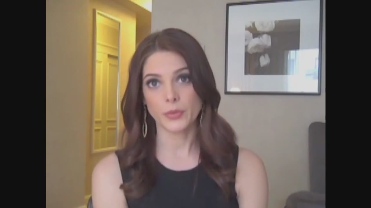 Ashley-Greene-dot-nl_Skatelandinterview-ComingSoonNet0586.jpg
