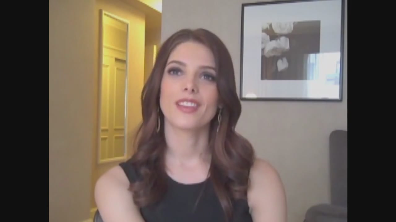 Ashley-Greene-dot-nl_Skatelandinterview-ComingSoonNet0614.jpg