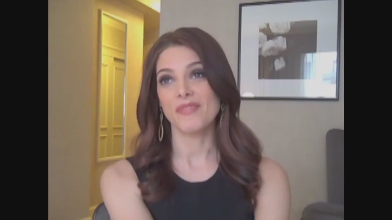 Ashley-Greene-dot-nl_Skatelandinterview-ComingSoonNet0647.jpg