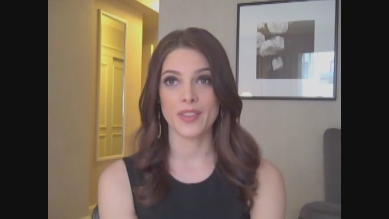 Ashley-Greene-dot-nl_Skatelandinterview-ComingSoonNet0658.jpg