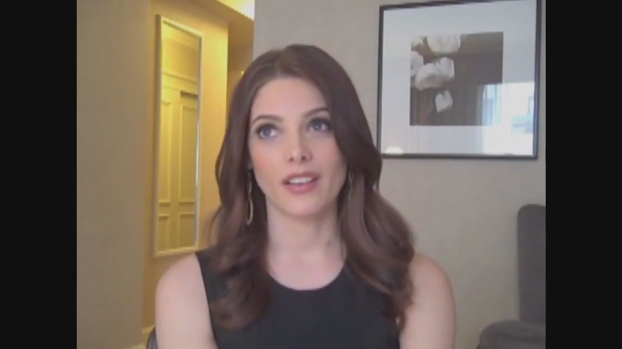 Ashley-Greene-dot-nl_Skatelandinterview-ComingSoonNet0659.jpg