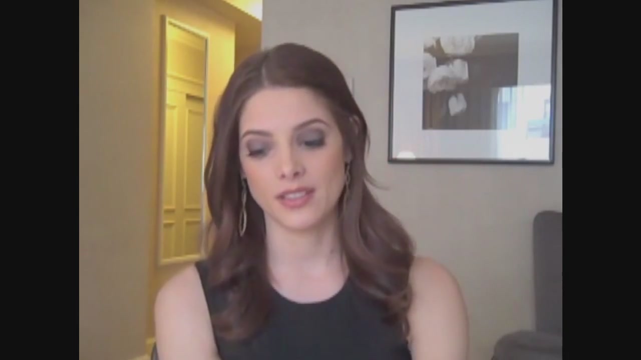 Ashley-Greene-dot-nl_Skatelandinterview-ComingSoonNet0673.jpg
