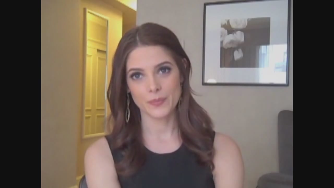 Ashley-Greene-dot-nl_Skatelandinterview-ComingSoonNet0678.jpg