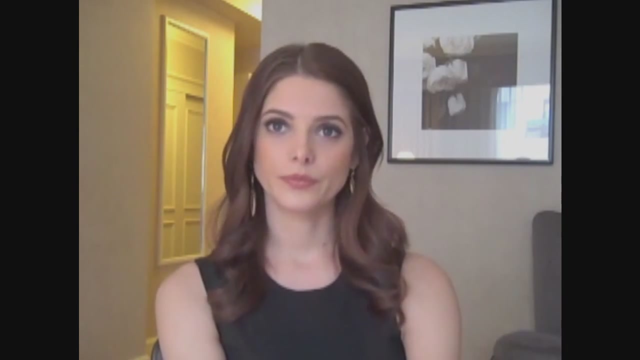 Ashley-Greene-dot-nl_Skatelandinterview-ComingSoonNet0682.jpg