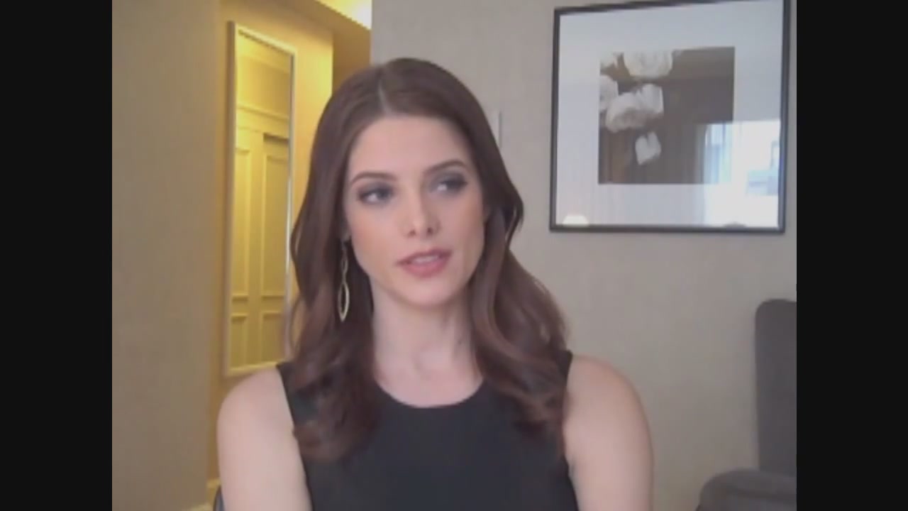 Ashley-Greene-dot-nl_Skatelandinterview-ComingSoonNet0692.jpg