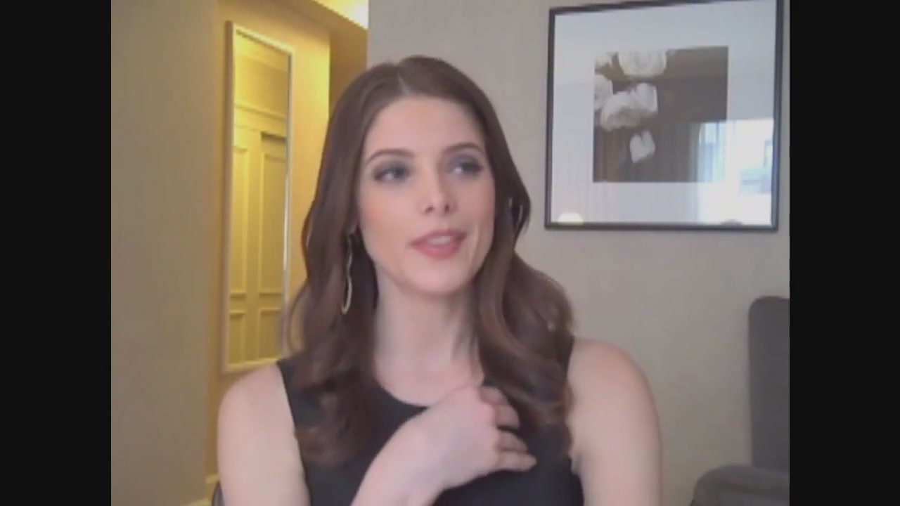 Ashley-Greene-dot-nl_Skatelandinterview-ComingSoonNet0693.jpg