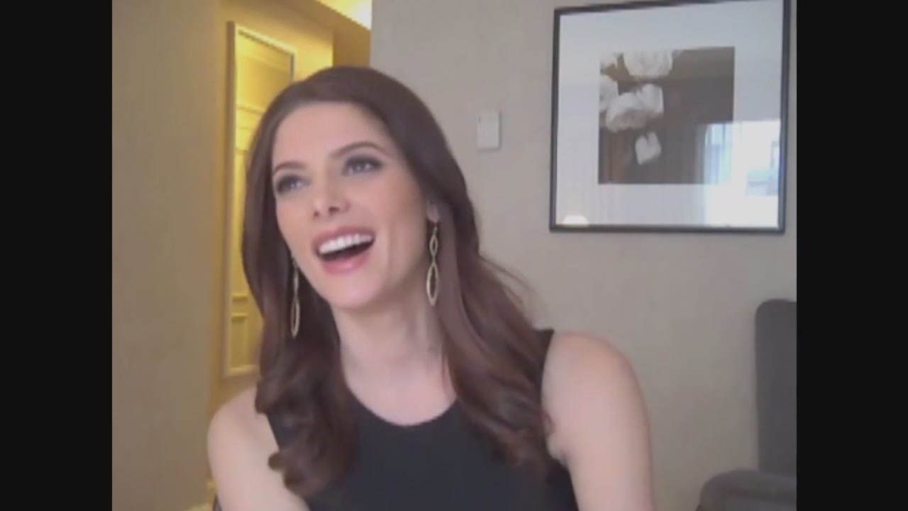 Ashley-Greene-dot-nl_Skatelandinterview-ComingSoonNet0702.jpg