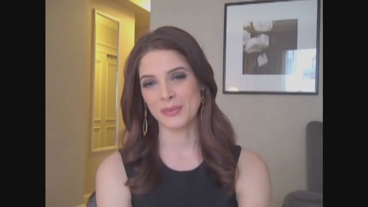 Ashley-Greene-dot-nl_Skatelandinterview-ComingSoonNet0714.jpg