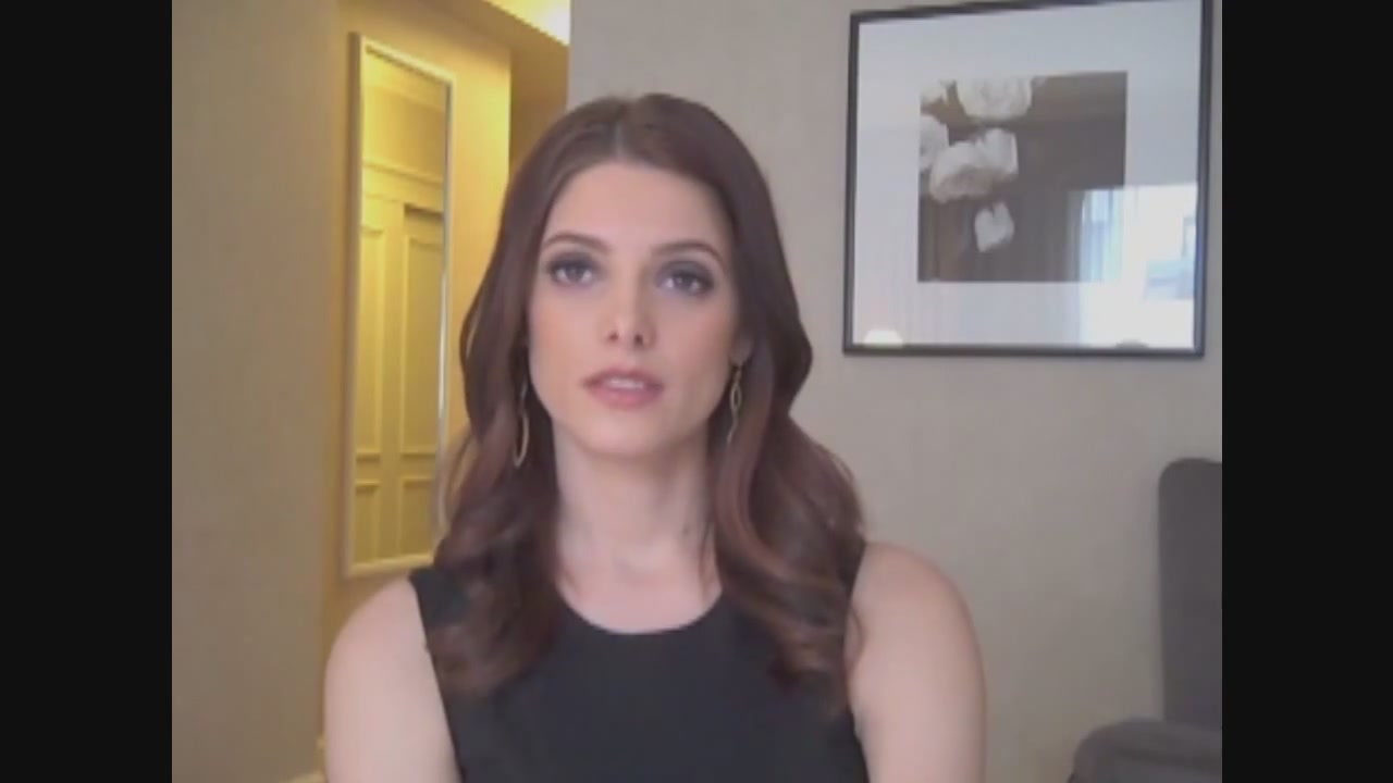 Ashley-Greene-dot-nl_Skatelandinterview-ComingSoonNet0725.jpg