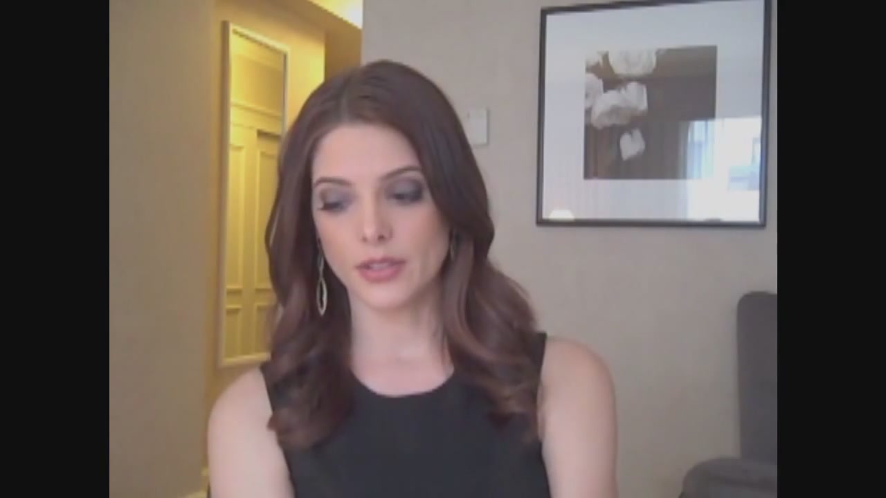 Ashley-Greene-dot-nl_Skatelandinterview-ComingSoonNet0738.jpg