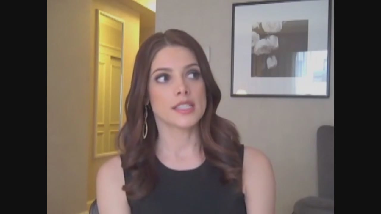 Ashley-Greene-dot-nl_Skatelandinterview-ComingSoonNet0747.jpg