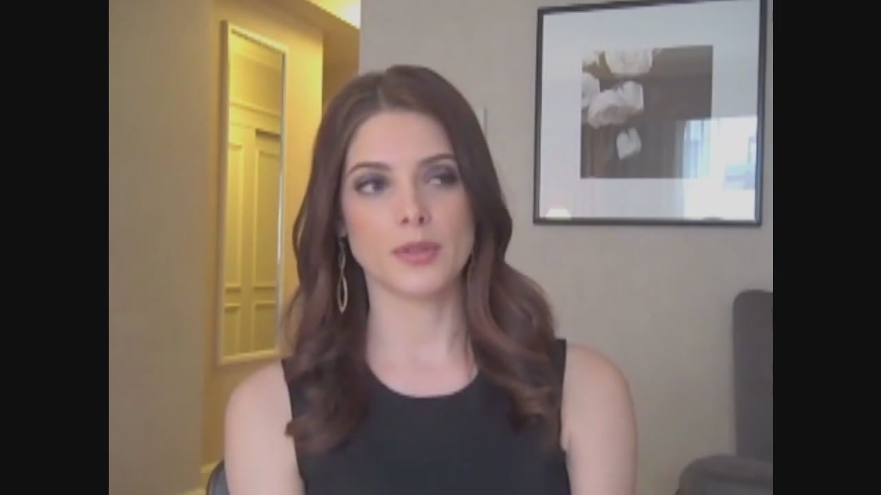 Ashley-Greene-dot-nl_Skatelandinterview-ComingSoonNet0753.jpg
