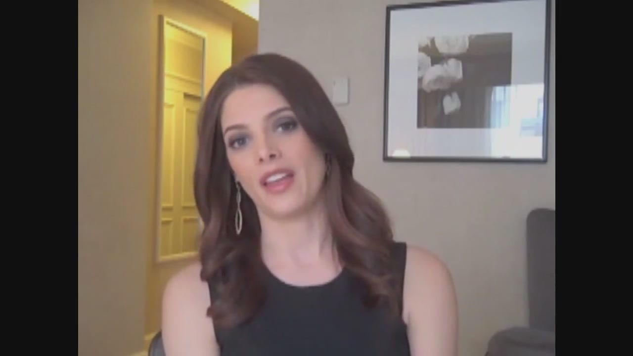 Ashley-Greene-dot-nl_Skatelandinterview-ComingSoonNet0754.jpg