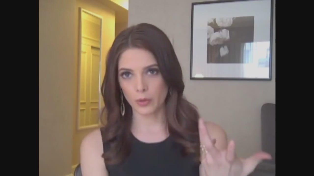 Ashley-Greene-dot-nl_Skatelandinterview-ComingSoonNet0760.jpg