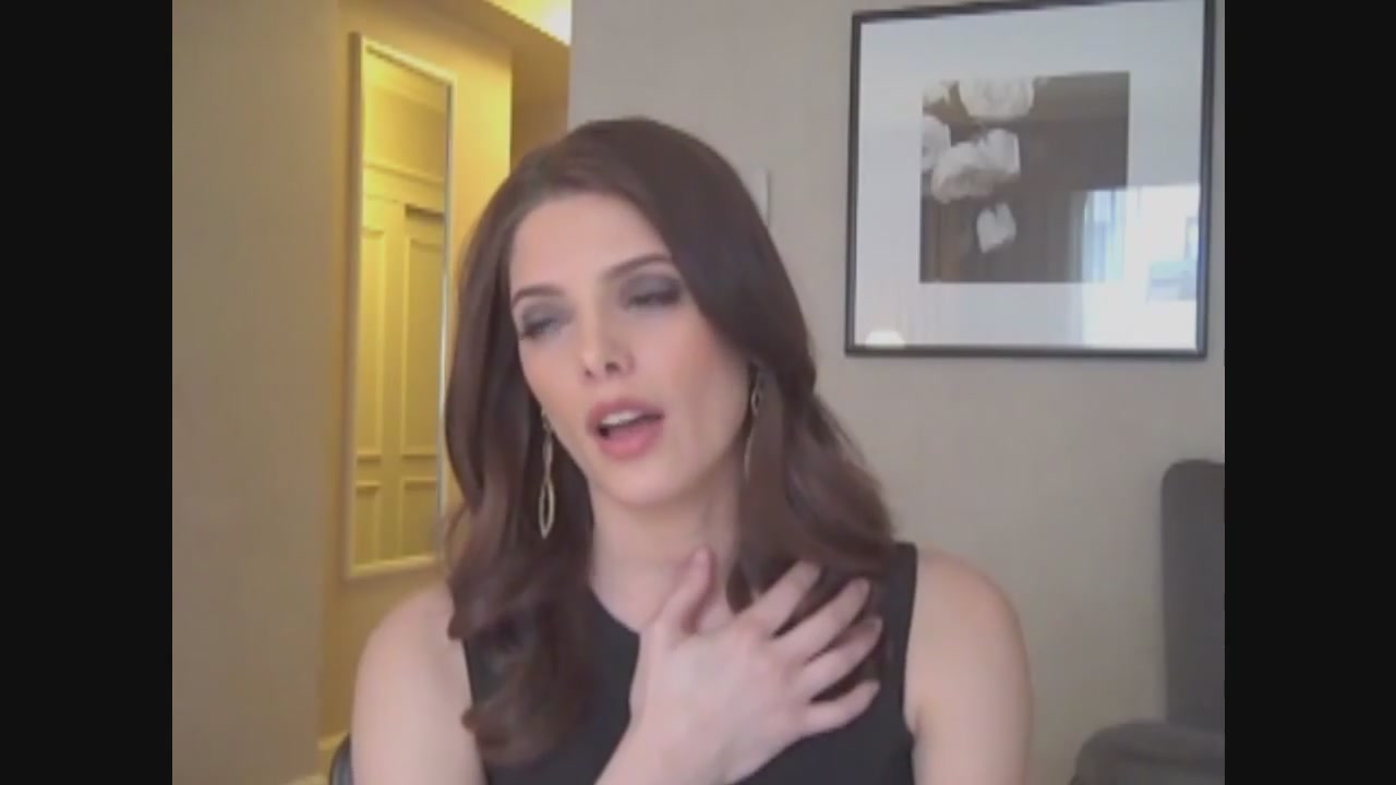 Ashley-Greene-dot-nl_Skatelandinterview-ComingSoonNet0774.jpg