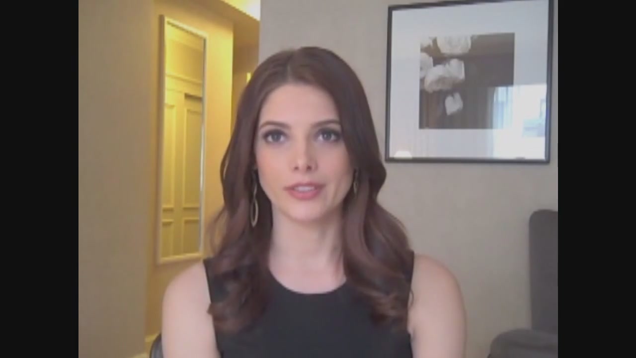 Ashley-Greene-dot-nl_Skatelandinterview-ComingSoonNet0791.jpg