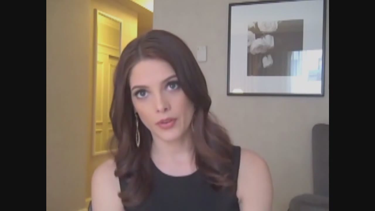 Ashley-Greene-dot-nl_Skatelandinterview-ComingSoonNet0816.jpg