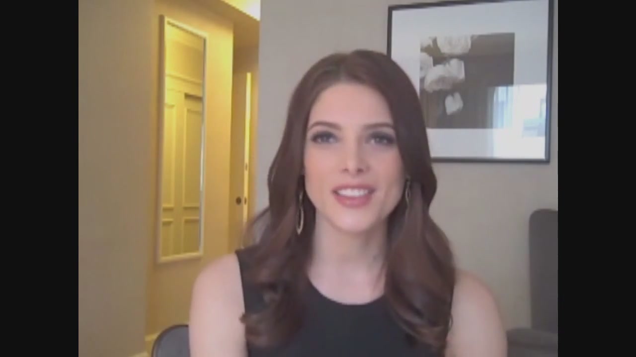 Ashley-Greene-dot-nl_Skatelandinterview-ComingSoonNet0827.jpg