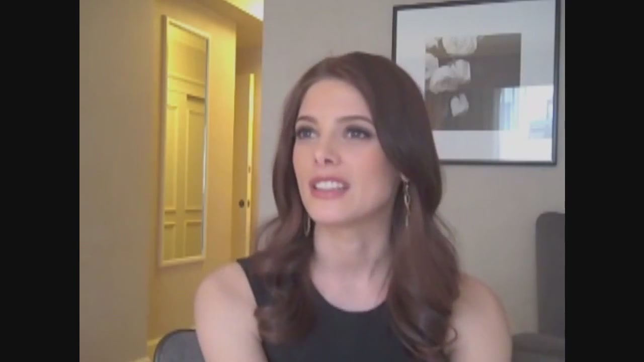 Ashley-Greene-dot-nl_Skatelandinterview-ComingSoonNet0829.jpg