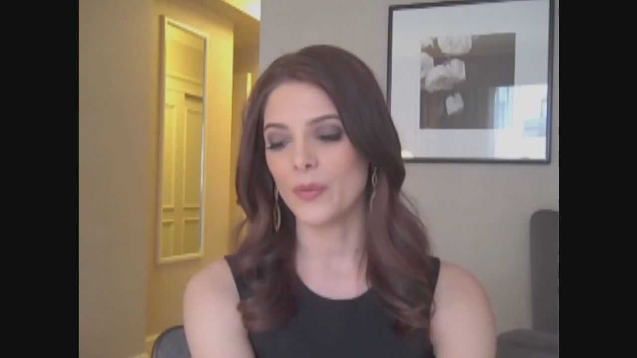 Ashley-Greene-dot-nl_Skatelandinterview-ComingSoonNet0830.jpg