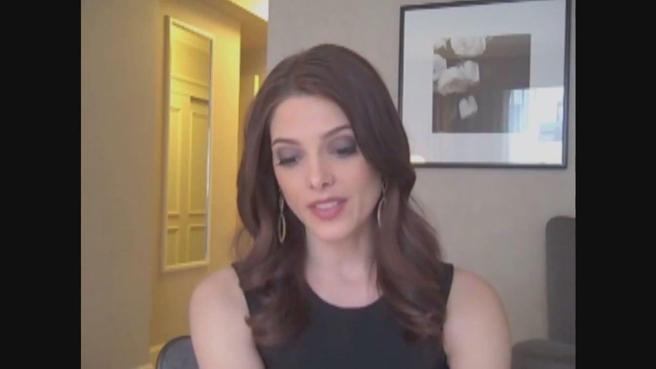 Ashley-Greene-dot-nl_Skatelandinterview-ComingSoonNet0832.jpg