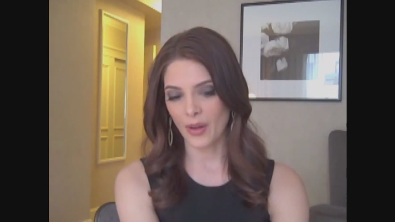 Ashley-Greene-dot-nl_Skatelandinterview-ComingSoonNet0835.jpg